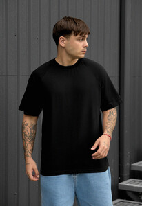 Фото - Повседневная футболка для мужчин Staff reglan black - Men box