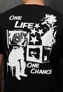 Фото - Мужская черная футболка с белым принтом Staff one life - Men box