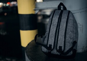 Фото - Рюкзак міський "Матрац" від Intruder. Колір: сірий меланж - Men box
