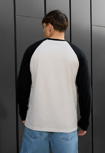 Фото - Повсякденний лонгслів Staff su reglan light gray & black - Men box