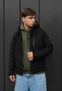 Фото - Базовая черная куртка soft shell Staff re black - Men box