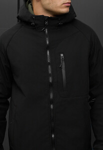 Фото - Базовая черная куртка soft shell Staff re black - Men box