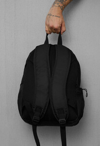 Фото - Универсальный черный рюкзак Staff 17L black - Men box
