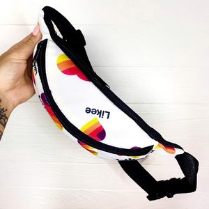 Фото - Бананка из прочного материала белого цвета Likee - Men box