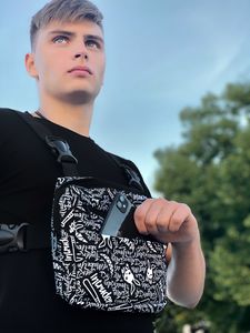 Фото - Чоловіча нагрудна сумка Intrude чорно-біла Bunny - Men box