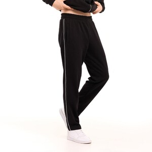 Фото - Универсальный черный костюм от бренда Pobedov Brume - Men box