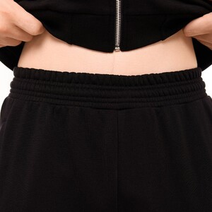 Фото - Универсальный черный костюм от бренда Pobedov Brume - Men box