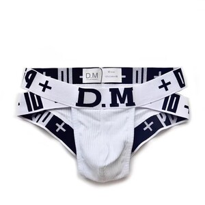 Фото - Брифы мужские от бренда D.M. повседневные белые трусы - Men box