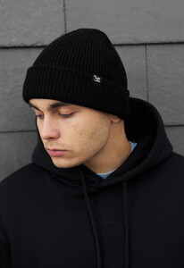 Фото - Базовая зимняя шапка Staff 15 black - Men box