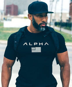 Фото - Футболка для спорту від бренду Alpha чорного кольору - Men box