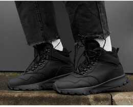 Фото - Однотонные утепленные кроссовки Staff black - Men box