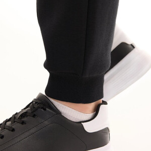 Фото - Базові теплі джогери Void чорного кольору від Pobedov - Men box