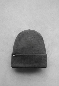 Фото - Шапка темно-сірого кольору Staff 11 dark gray logo long - Men box