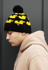 Фото - Яркая зимняя шапка Staff duck pompon - Men box