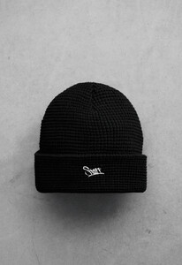 Фото - Универсальная шапка для мужчин Staff 17 logo black - Men box