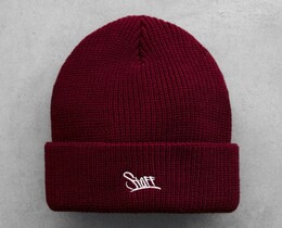 Фото - Яркая мужская шапка Staff 12 logo bordo - Men box