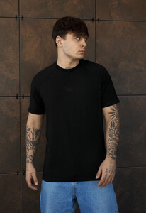 Фото - Мужская футболка с подкатами на рукавах Staff black logo - Men box