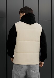 Фото - Чоловіча утеплена жилетка з водовідштовхувальними властивостями Staff kred milk - Men box