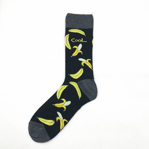 Фото - Длинные носки Friendly Socks черного цвета с бананами - Men box