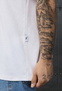 Фото - Чоловіча однотонна футболка Staff white - Men box