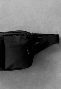 Фото - Поясная сумка бананка из водонепроницаемого материала Staff ak black - Men box