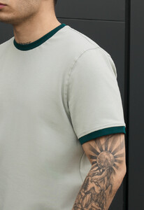 Фото - Чоловіча базова футболка Staff lu light olive & green - Men box