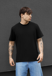 Фото - Мужская футболка с принтом Staff we don&rsquo;t play - Men box