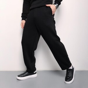 Фото - Мужские комфортные брюки-джогеры Pobedov Move цвет черный - Men box
