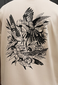 Фото - Чоловіча футболка Staff logo & birds oversize бежевого кольору - Men box