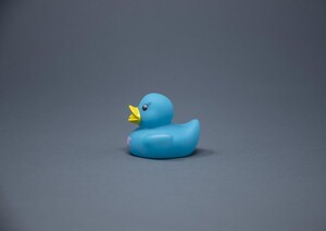 Фото - Аксессуар для ванны Andrew Christian Queer Duckie голубой - Men box