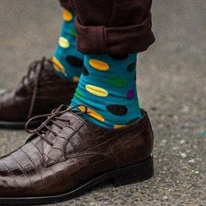 Фото - Шкарпетки бренду Friendly Socks блакитні з жовтими п'ятами - Men box