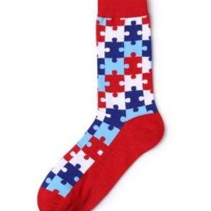 Фото - Высокие носки "Пазл" бренда Friendly Socks красного цвета - Men box