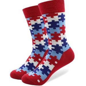 Фото - Высокие носки "Пазл" бренда Friendly Socks красного цвета - Men box