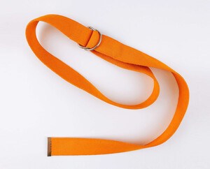 Фото - Ремень SOX с металлическими кольцами оранжевого цвета - Men box