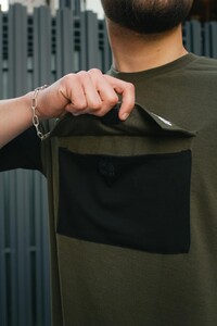 Фото - Оверсайз футболка Intruder FreeDom з кишенею хакі з чорним - Men box