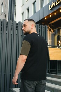 Фото - Оверсайз футболка Intruder FreeDom з кишенею чорна з хакі - Men box