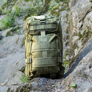 Фото - Туристический рюкзак оливкового цвета Dominator Shadow Black 30L - Men box