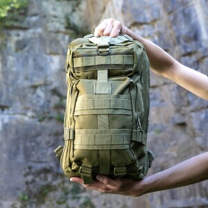 Фото - Туристический рюкзак оливкового цвета Dominator Shadow Black 30L - Men box