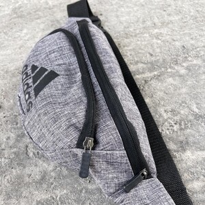 Фото - Чоловіча поясна сумка-бананка кольору сірий меланж - Men box