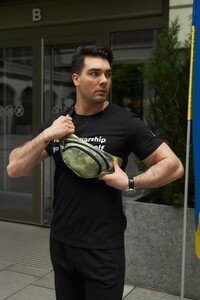 Фото - Мужская бананка камуфляжная зеленого цвета - Men box