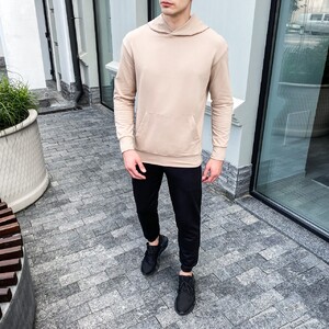 Фото - Худі Pobedov 97 трикотажне бежевого кольору - Men box