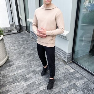 Фото - Худі Pobedov 97 трикотажне бежевого кольору - Men box