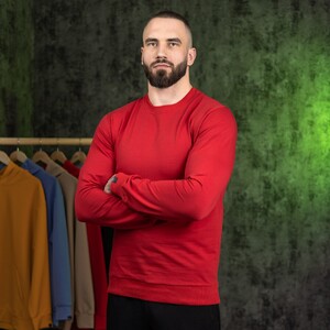 Фото - Світшот від українського виробника Pobedov 001 червоний - Men box