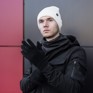 Фото - Шапка двойная Pobedov с подворотом акриловая белого цвета - Men box