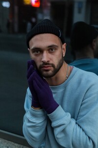 Фото - Перчатки унисекс Intruder трикотажные. Цвет: фиолетовый - Men box