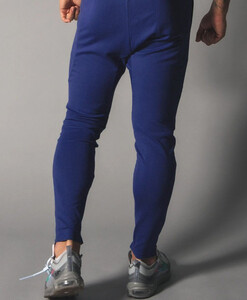 Фото - Мужские брюки для спорта Lyft зауженные синего цвета - Men box