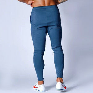 Фото - Спортивные брюки Lyft серые с надписью на штанине - Men box