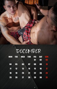 Фото - Календарь от Andrew Christian на 2023 год с УФ-покрытием - Men box